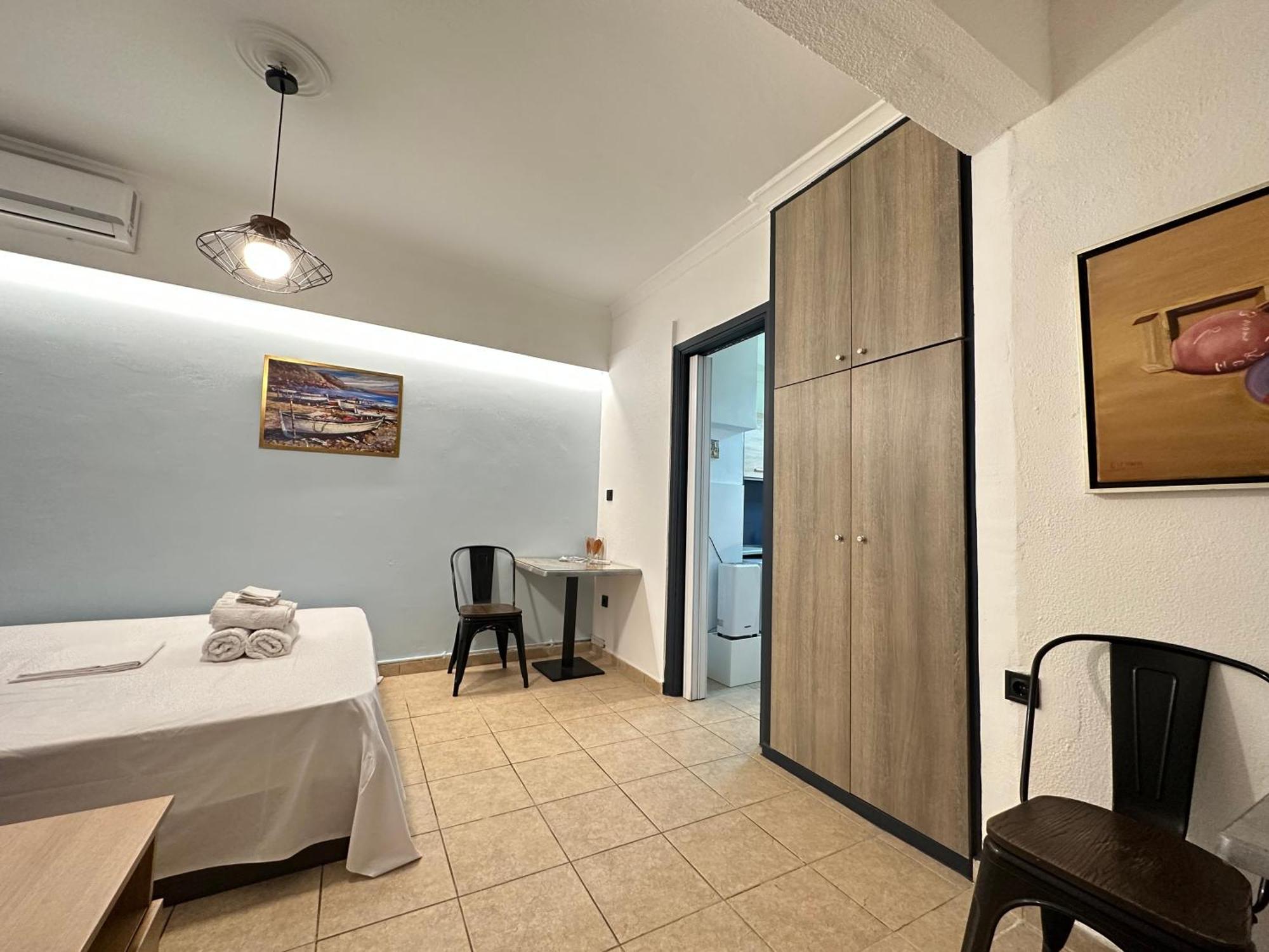 Aretousas Apartment Atene Esterno foto